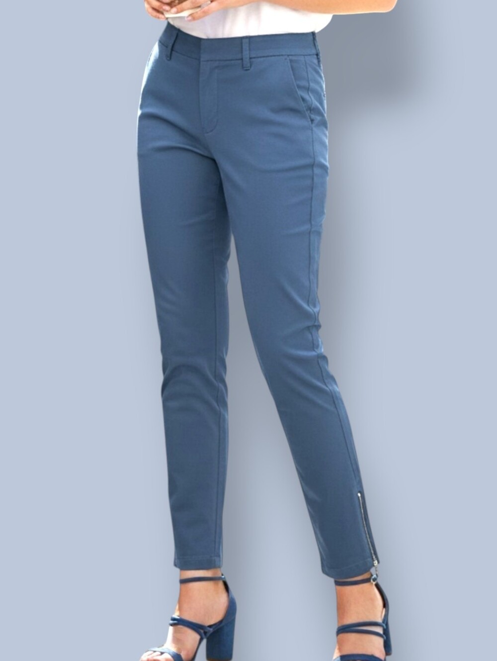 😎 4 / $20 Tinsel Blue Khaki Pants w/ Zippered Legs
